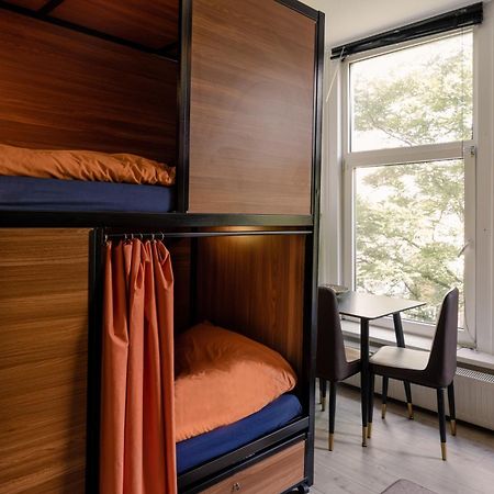Recharge Hostel Ротердам Стая снимка