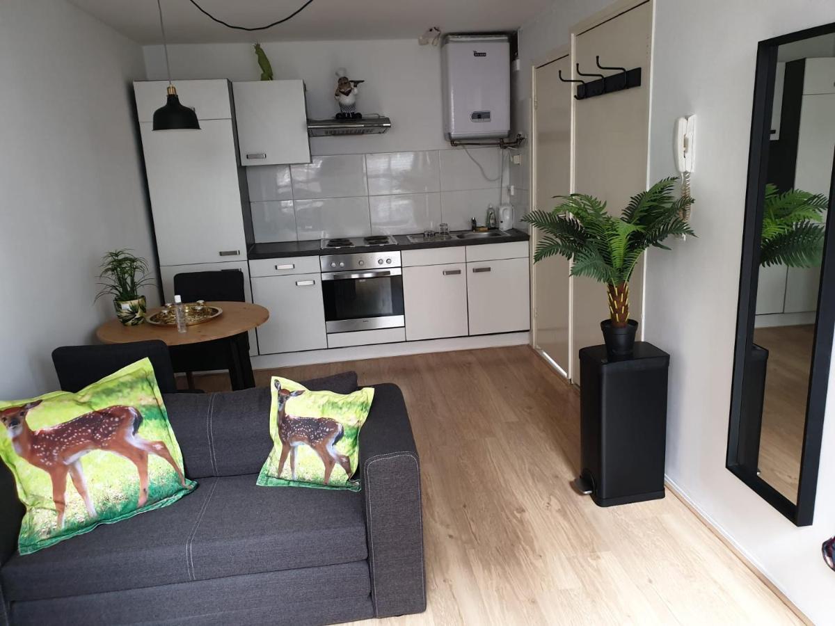 Recharge Hostel Ротердам Екстериор снимка