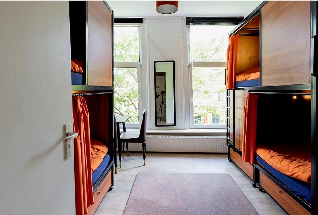 Recharge Hostel Ротердам Екстериор снимка